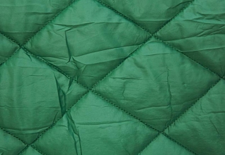 Курточная ткань на синтепоне Блестящий зеленый (258) ромб 8х8 см