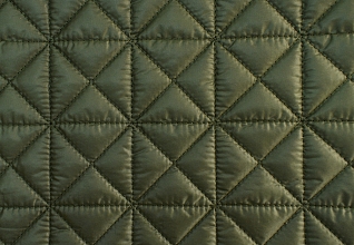 Курточная ткань на синтепоне Хаки (327) треугольники в квадрате